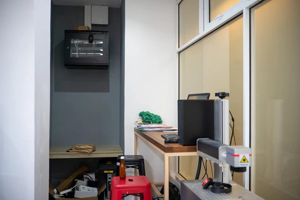 Admedia Communications Moves to Its Permanent Home (7)